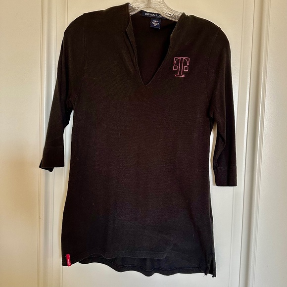 T-Mobile Devon & Jones Black 3/4 Sleeve V-Neck Henley Top – Women’s Size S - Picture 1 of 7